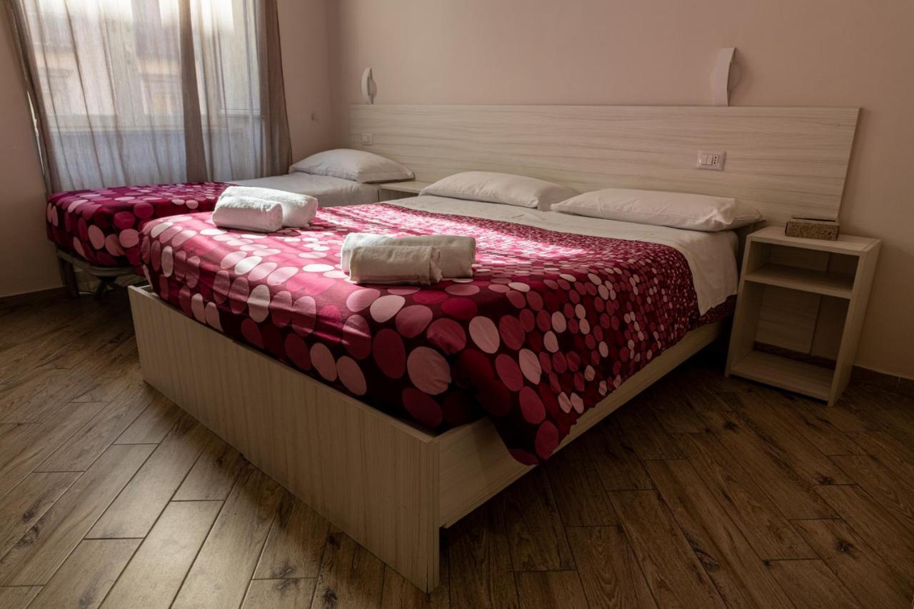 B&B Alla Ferrovia Napoli Eksteriør bilde
